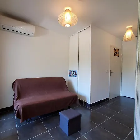Appartamento St Raphael Studio 30m2 Climatise 3 Personnes Pisci Saint-Raphaël