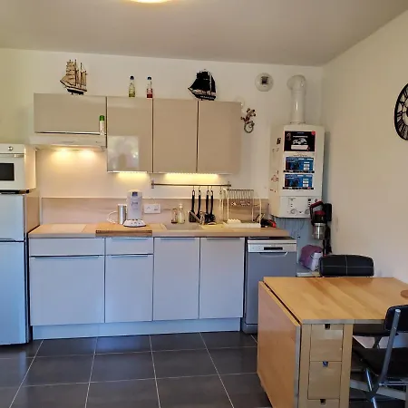 St Raphael Studio 30m2 Climatise 3 Personnes Pisci Saint-Raphaël